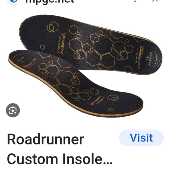 Nike Miler React Running Sneaker with Roadrunner insoles. - Picture 10 of 12